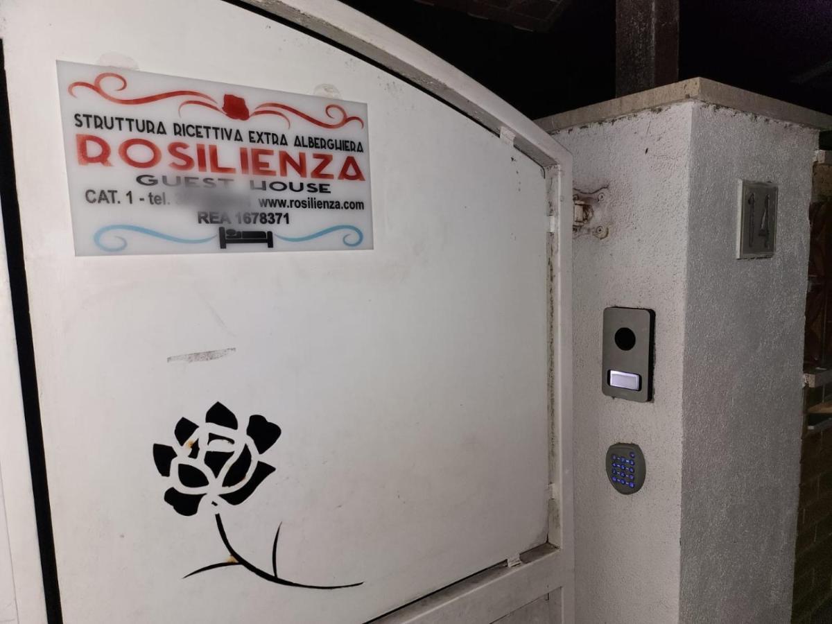 Rosilienza Suites Private Spa, Patio Garden Free Trasfer To & From Airport Fiumicino Exterior foto